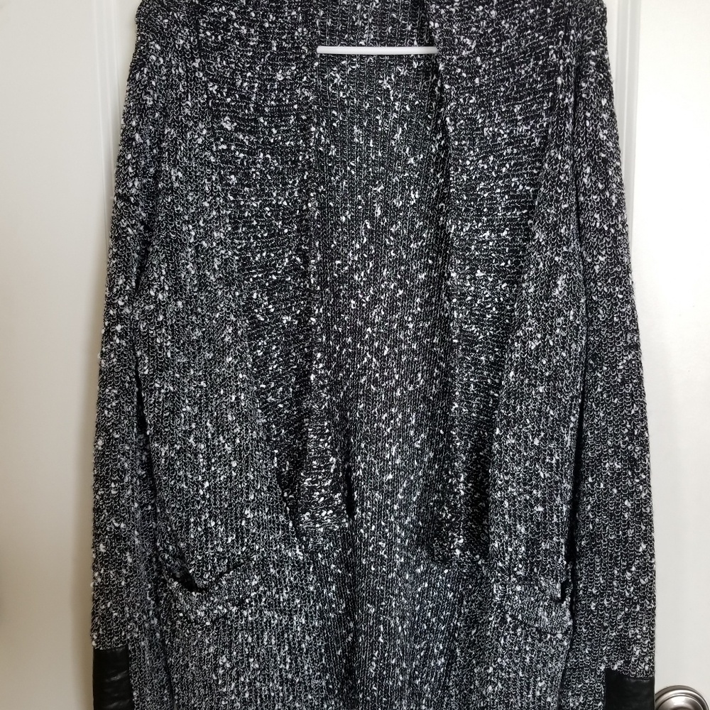 Cardigan sweater